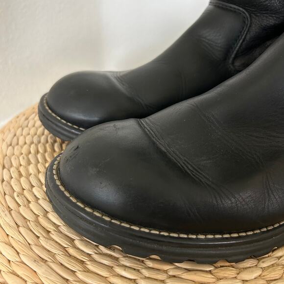 UGG Brooks Tall Black Leather Boots Genuine Sheepskin Lining Women’s Sz 8 Winter - Picture 10 of 16